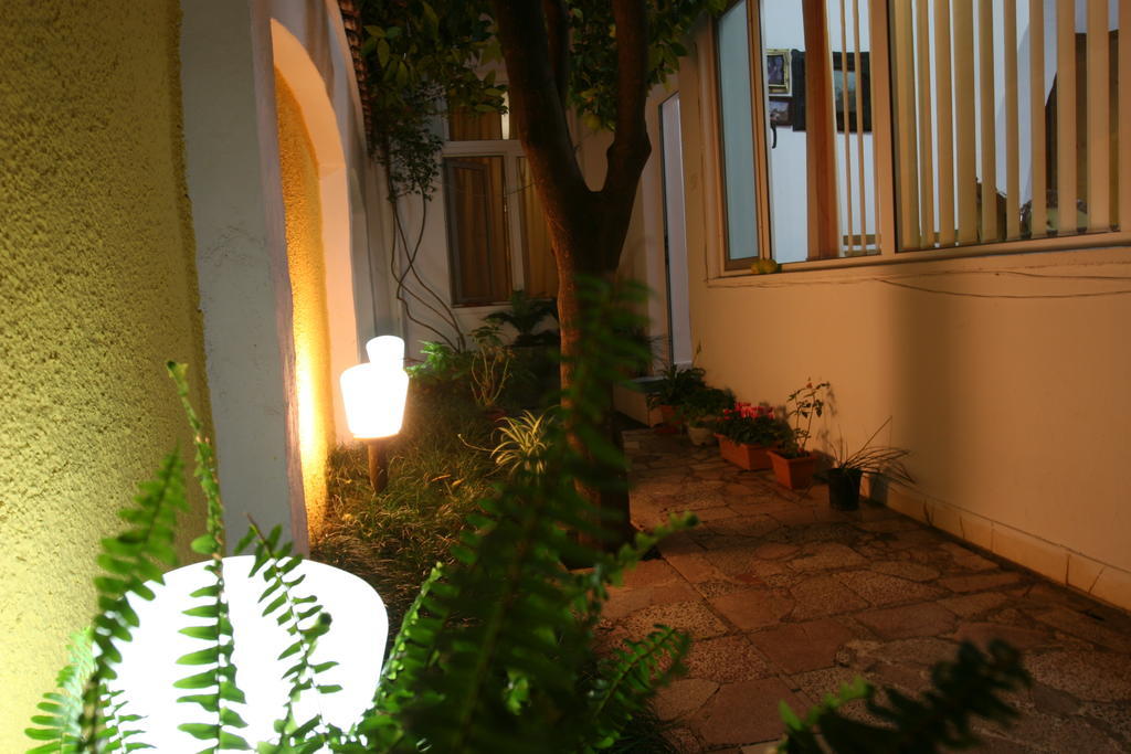 Guesthouse Pension Andrea Tiranë Luaran gambar