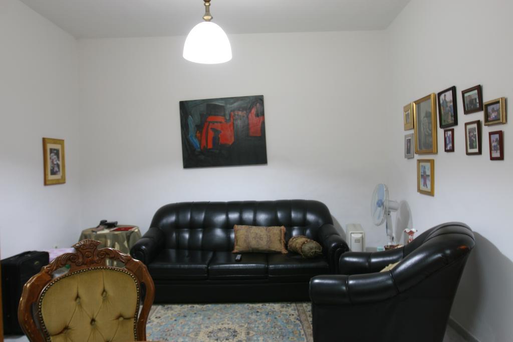Guesthouse Pension Andrea Tiranë Luaran gambar