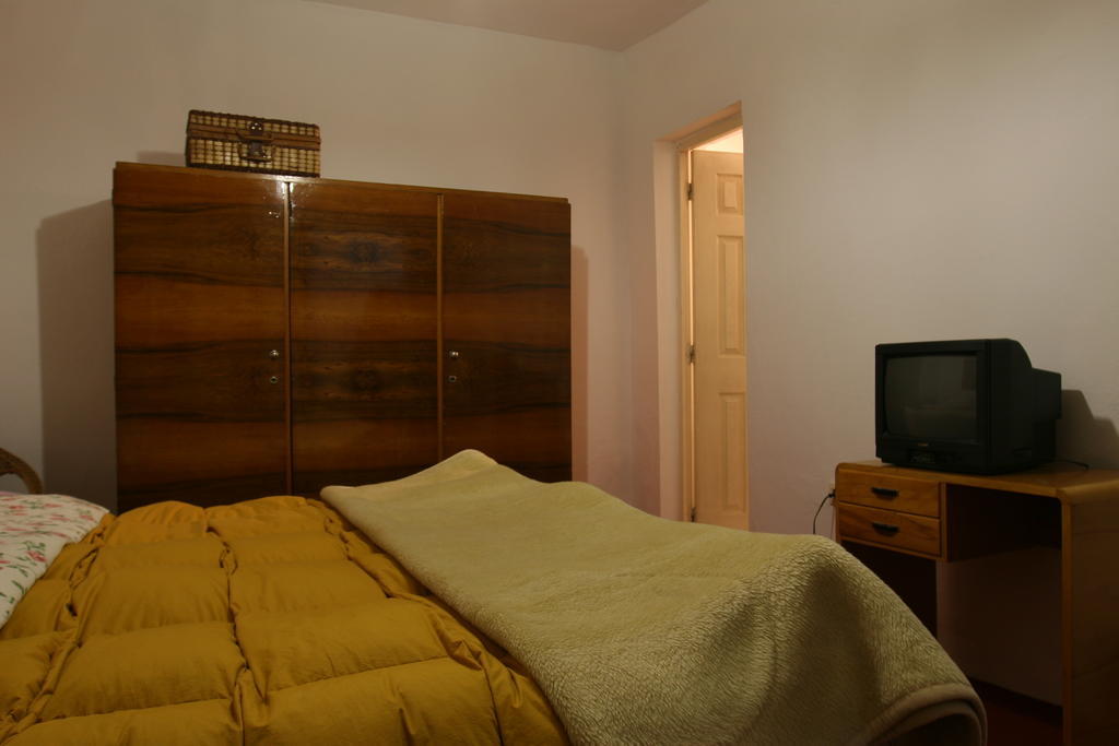Guesthouse Pension Andrea Tiranë Bilik gambar