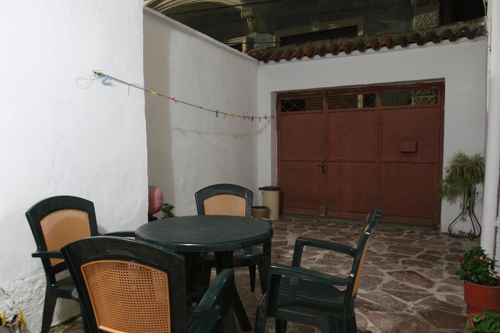 Guesthouse Pension Andrea Tiranë Luaran gambar