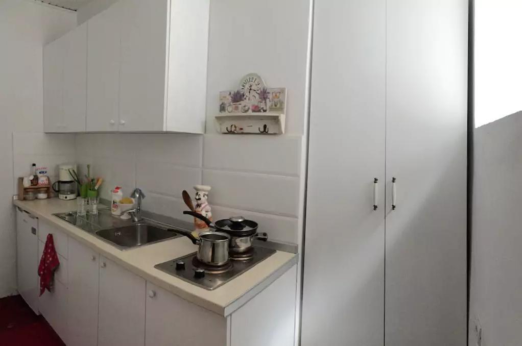 Guesthouse Pension Andrea Tiranë Luaran gambar