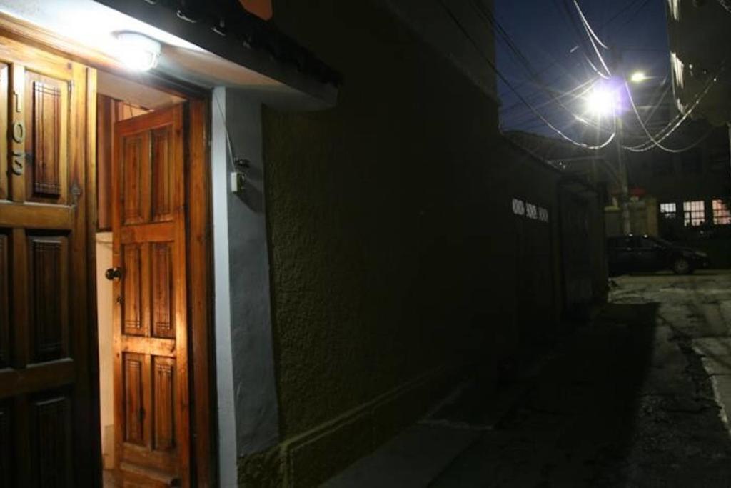 Guesthouse Pension Andrea Tiranë Luaran gambar